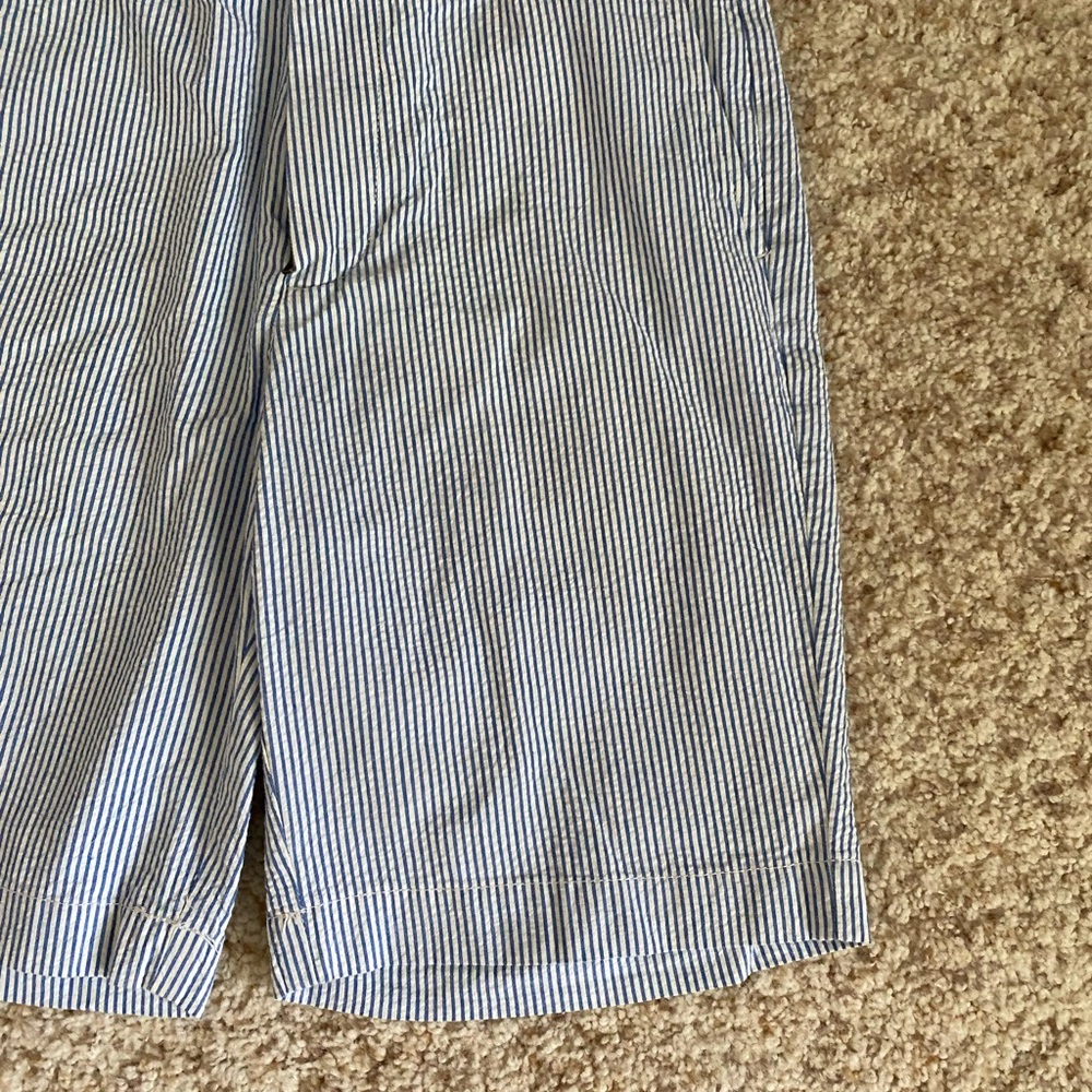 Boys J. Crew Crew Cuts Seersucker Shorts - Picture 2 of 5